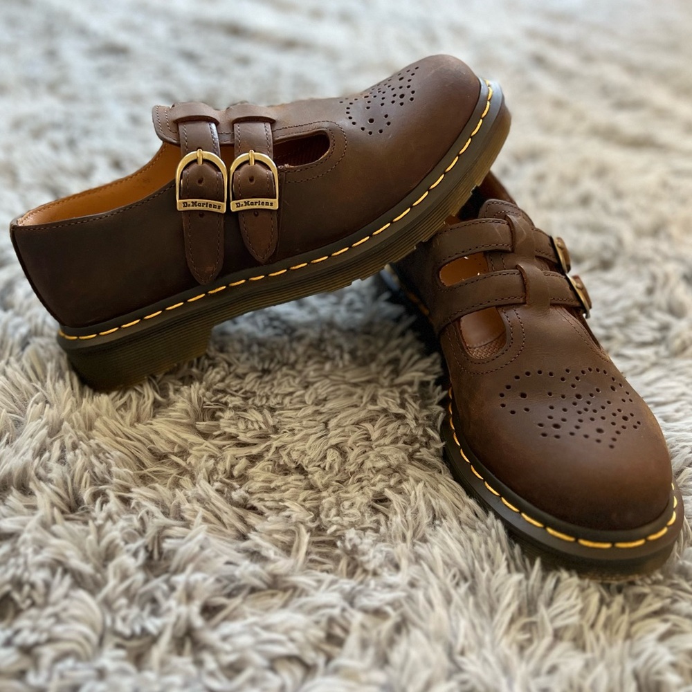 Like new! Doc Martens Ambassador Mary Jane Shoes Size 7. Retail $140.